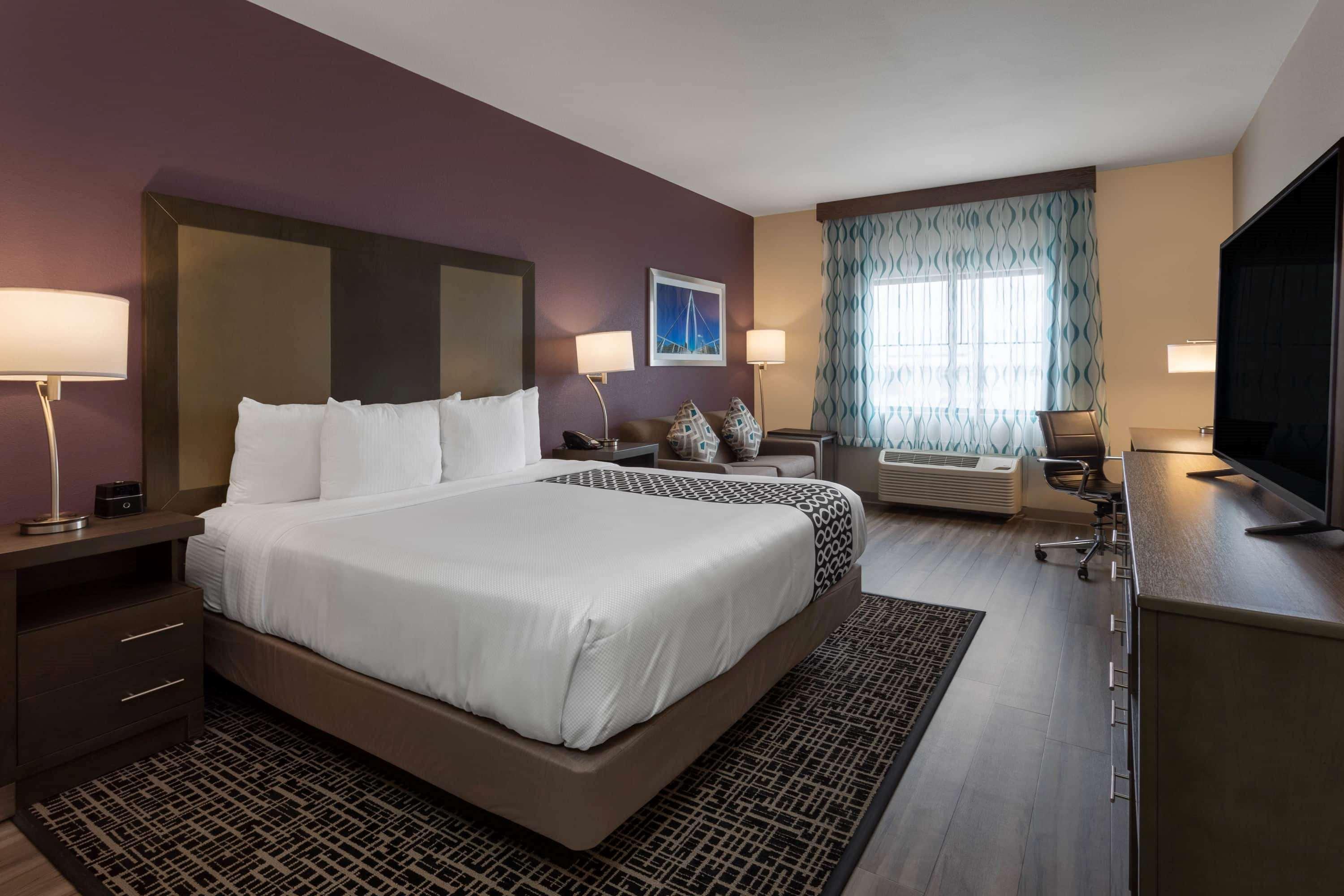 La Quinta By Wyndham Wichita Airport Ξενοδοχείο Εξωτερικό φωτογραφία