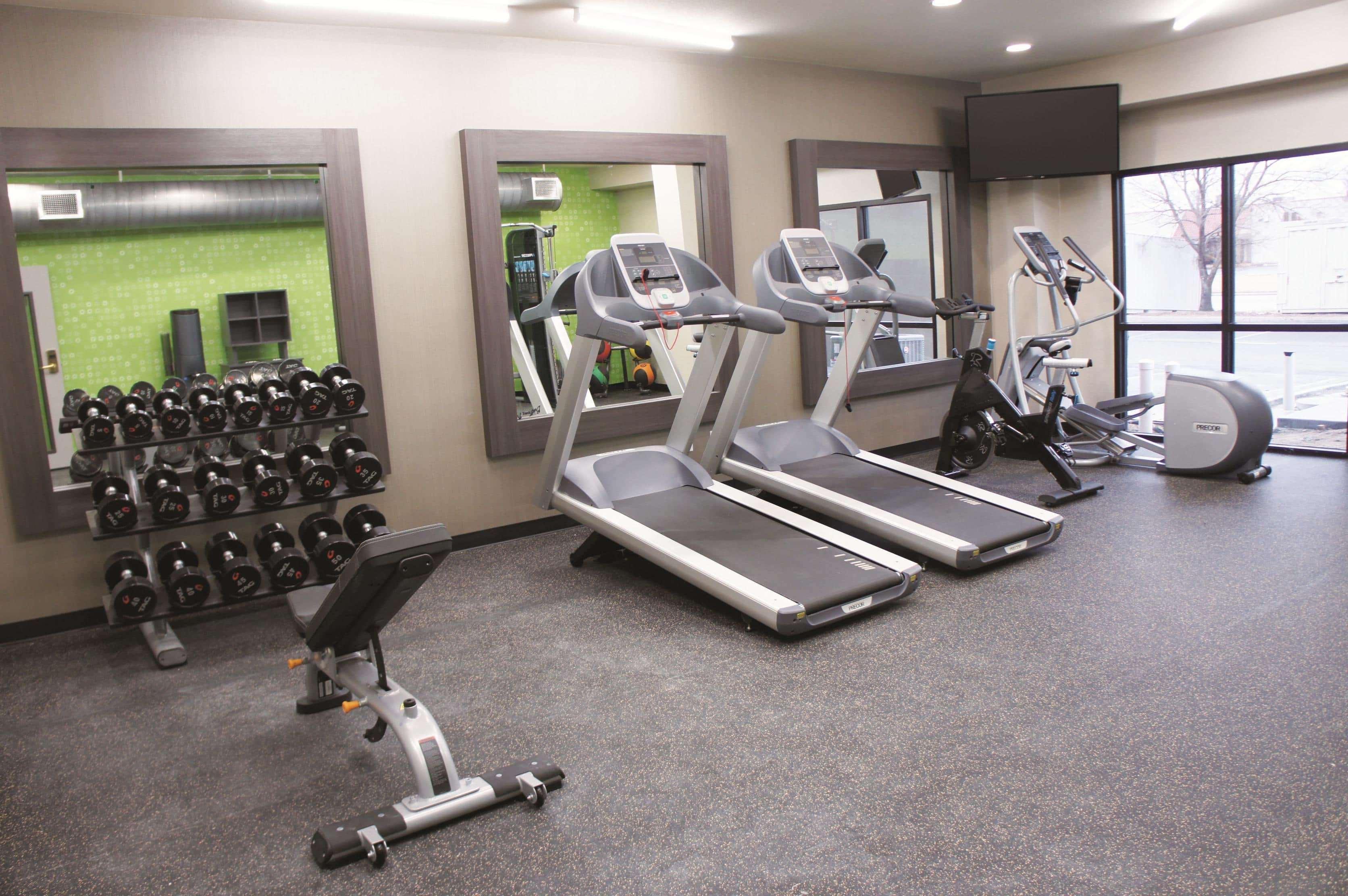 La Quinta By Wyndham Wichita Airport Ξενοδοχείο Εξωτερικό φωτογραφία