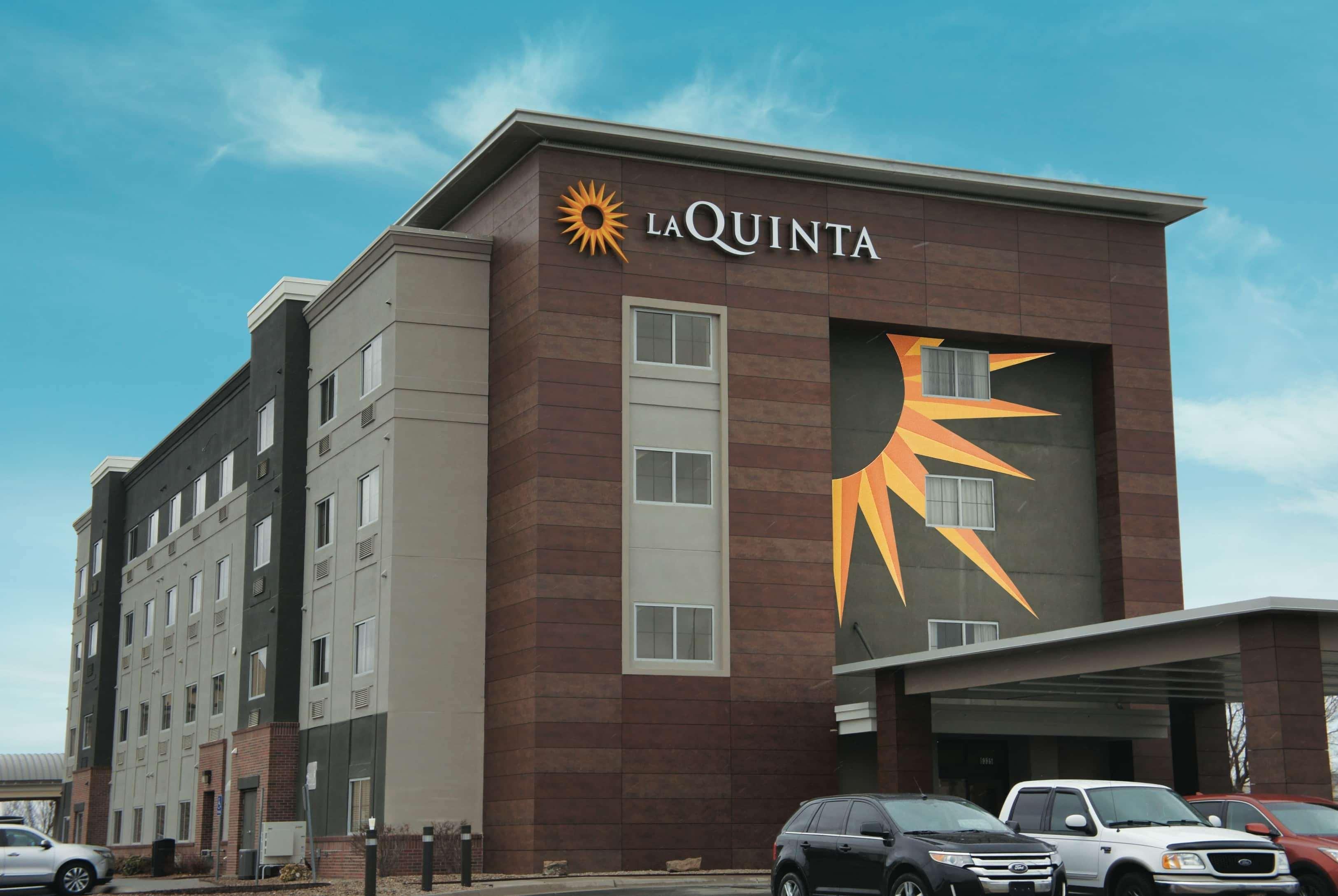 La Quinta By Wyndham Wichita Airport Ξενοδοχείο Εξωτερικό φωτογραφία