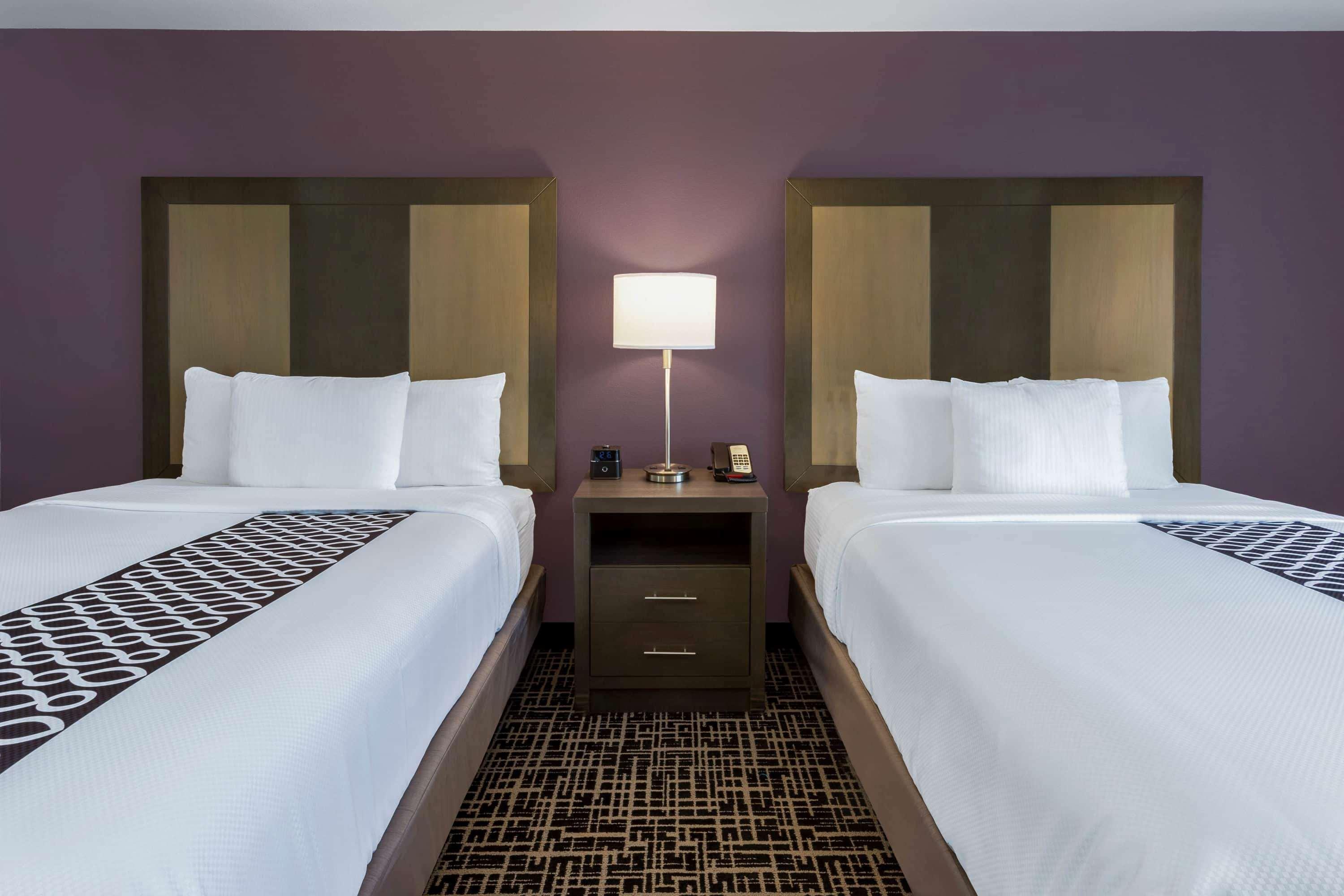 La Quinta By Wyndham Wichita Airport Ξενοδοχείο Εξωτερικό φωτογραφία