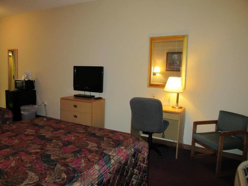 La Quinta By Wyndham Wichita Airport Ξενοδοχείο Εξωτερικό φωτογραφία