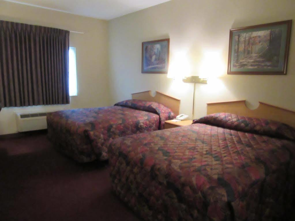 La Quinta By Wyndham Wichita Airport Ξενοδοχείο Εξωτερικό φωτογραφία